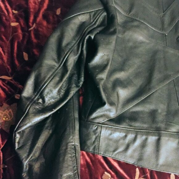 Men's Black Leather Jacket - Picture 14 of 16
